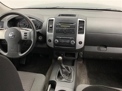 2012 Nissan Frontier SV   - Photo 32 - Crest Hill, IL 60403