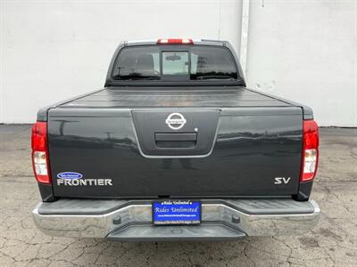 2012 Nissan Frontier SV   - Photo 5 - Crest Hill, IL 60403