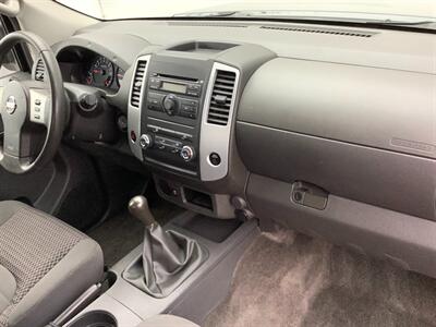 2012 Nissan Frontier SV   - Photo 29 - Crest Hill, IL 60403