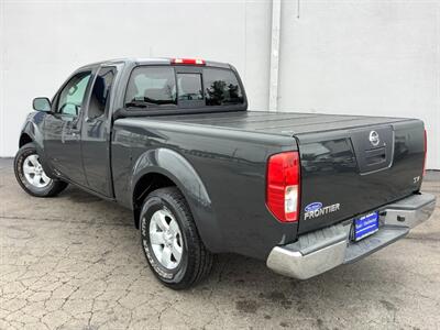 2012 Nissan Frontier SV   - Photo 4 - Crest Hill, IL 60403