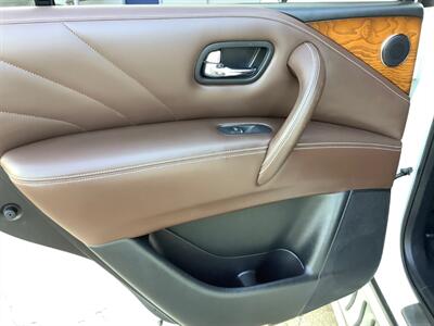 2015 INFINITI QX80 7-Passenger   - Photo 30 - Crest Hill, IL 60403