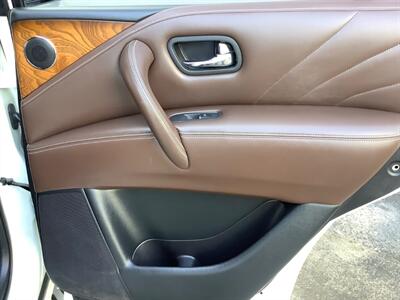 2015 INFINITI QX80 7-Passenger   - Photo 35 - Crest Hill, IL 60403