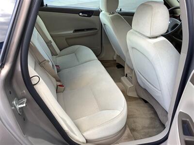 2007 Chevrolet Impala LT - Photo 24 - Crest Hill, IL 60403