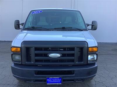 2014 Ford E-350 SD   - Photo 9 - Crest Hill, IL 60403