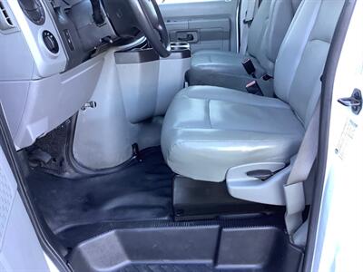2014 Ford E-350 SD   - Photo 12 - Crest Hill, IL 60403