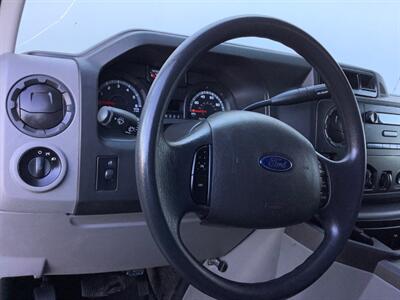 2014 Ford E-350 SD   - Photo 16 - Crest Hill, IL 60403