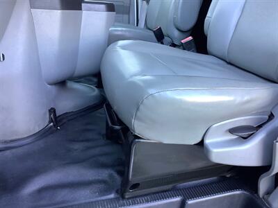 2014 Ford E-350 SD   - Photo 18 - Crest Hill, IL 60403