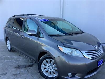 2013 Toyota Sienna XLE 7-Passenger Auto   - Photo 8 - Crest Hill, IL 60403