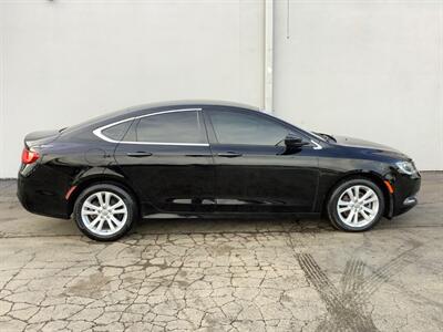 2016 Chrysler 200 Sedan 4D Limited 2.4L I4   - Photo 7 - Crest Hill, IL 60403