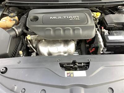 2016 Chrysler 200 Sedan 4D Limited 2.4L I4   - Photo 36 - Crest Hill, IL 60403