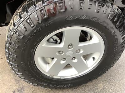 2012 Jeep Wrangler Sport   - Photo 33 - Crest Hill, IL 60403