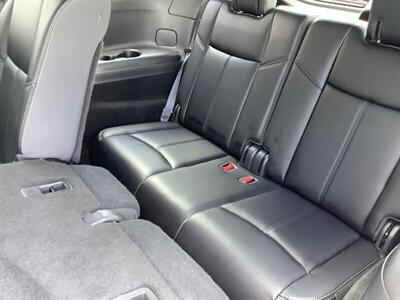 2019 Nissan Pathfinder SL   - Photo 28 - Crest Hill, IL 60403