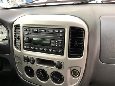 2006 Ford Escape XLT Sport   - Photo 24 - Crest Hill, IL 60403