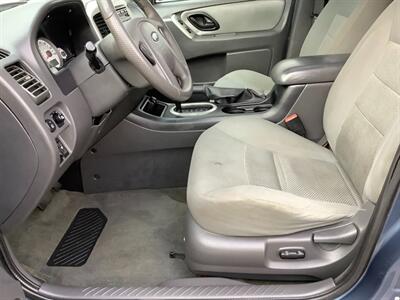 2006 Ford Escape XLT Sport   - Photo 10 - Crest Hill, IL 60403