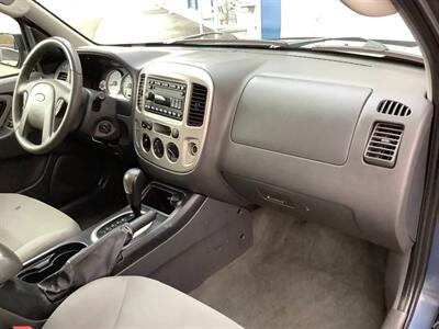 2006 Ford Escape XLT Sport   - Photo 23 - Crest Hill, IL 60403