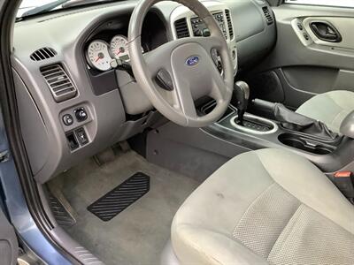 2006 Ford Escape XLT Sport   - Photo 11 - Crest Hill, IL 60403