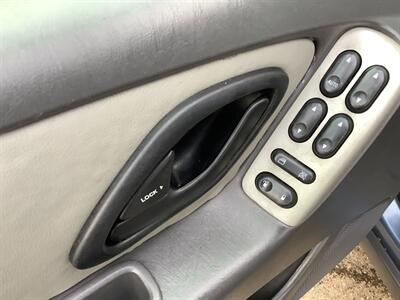2006 Ford Escape XLT Sport   - Photo 9 - Crest Hill, IL 60403