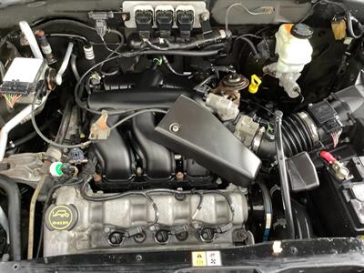 2006 Ford Escape XLT Sport   - Photo 29 - Crest Hill, IL 60403
