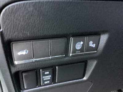 2015 INFINITI QX80 7-Passenger   - Photo 17 - Crest Hill, IL 60403