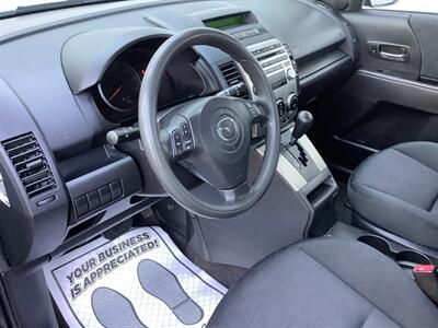 2010 Mazda Mazda5 Sport   - Photo 13 - Crest Hill, IL 60403