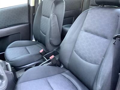 2010 Mazda Mazda5 Sport   - Photo 17 - Crest Hill, IL 60403