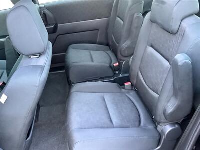 2010 Mazda Mazda5 Sport   - Photo 19 - Crest Hill, IL 60403