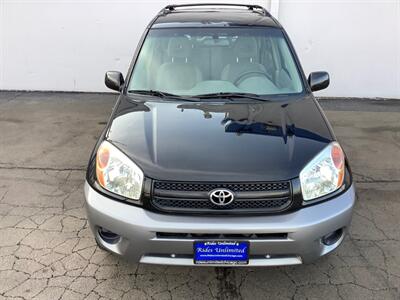 2005 Toyota RAV4   - Photo 9 - Crest Hill, IL 60403