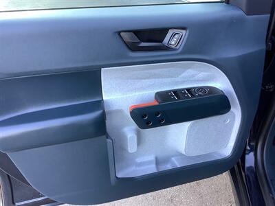 2023 Ford Maverick XLT   - Photo 11 - Crest Hill, IL 60403