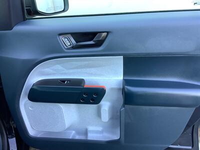 2023 Ford Maverick XLT   - Photo 37 - Crest Hill, IL 60403