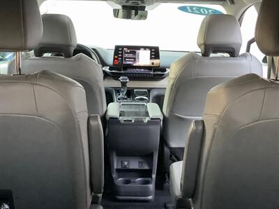 2021 Toyota Sienna Limited 7-Passenger   - Photo 42 - Crest Hill, IL 60403