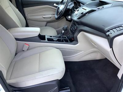 2017 Ford Escape SE   - Photo 37 - Crest Hill, IL 60403