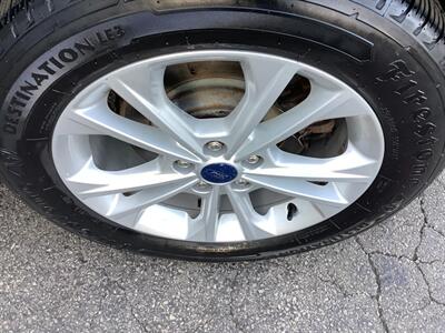 2017 Ford Escape SE   - Photo 42 - Crest Hill, IL 60403