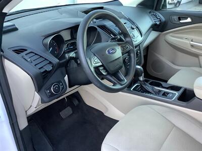 2017 Ford Escape SE   - Photo 30 - Crest Hill, IL 60403