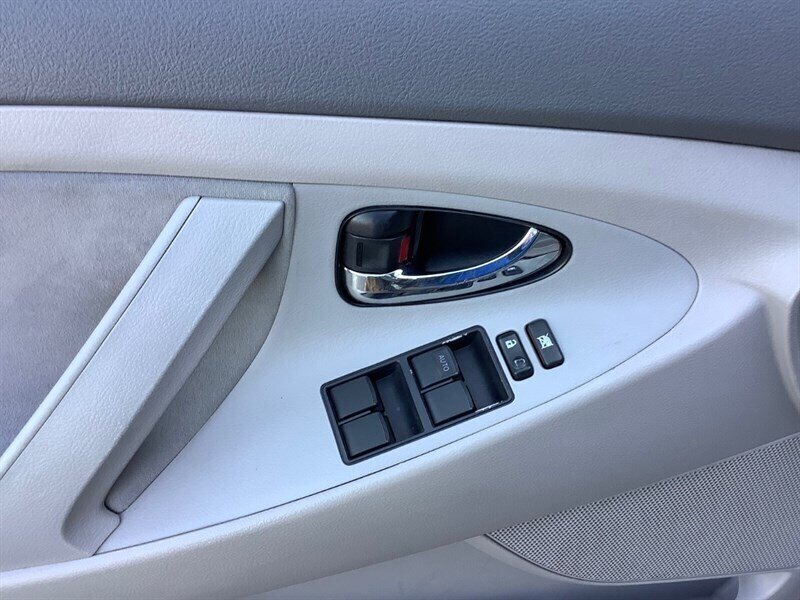 2009 Toyota Camry Hybrid photo 9