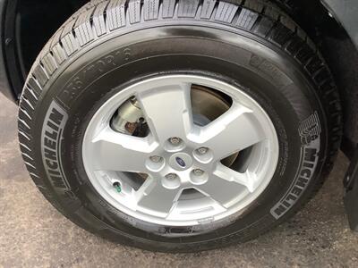2009 Ford Escape XLT - Photo 37 - Crest Hill, IL 60403