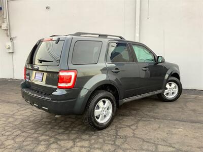 2009 Ford Escape XLT - Photo 8 - Crest Hill, IL 60403