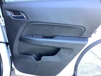 2016 Chevrolet Equinox LTZ - Photo 16 - Crest Hill, IL 60403