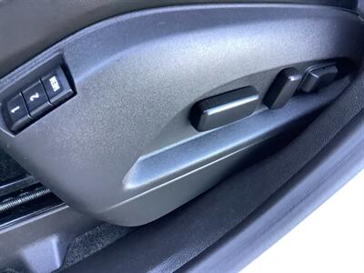 2016 Chevrolet Equinox LTZ - Photo 11 - Crest Hill, IL 60403
