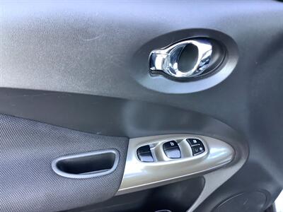 2014 Nissan JUKE S - Photo 8 - Crest Hill, IL 60403