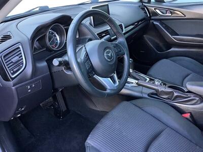 2015 Mazda Mazda3 i Touring   - Photo 15 - Crest Hill, IL 60403