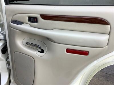 2004 Cadillac Escalade   - Photo 27 - Crest Hill, IL 60403