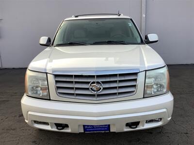 2004 Cadillac Escalade   - Photo 9 - Crest Hill, IL 60403