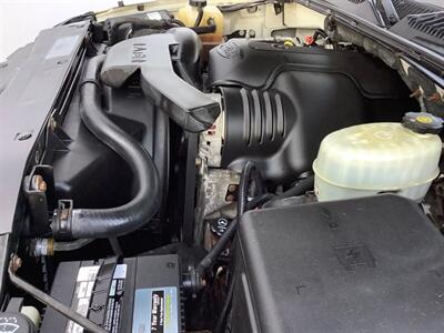 2004 Cadillac Escalade   - Photo 54 - Crest Hill, IL 60403