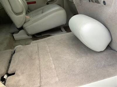 2004 Cadillac Escalade   - Photo 29 - Crest Hill, IL 60403