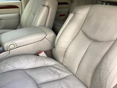 2004 Cadillac Escalade   - Photo 20 - Crest Hill, IL 60403