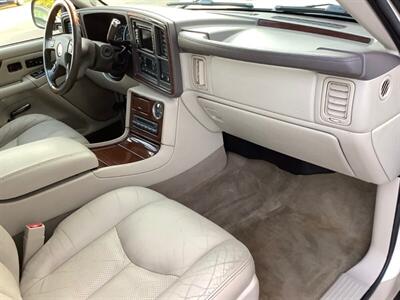 2004 Cadillac Escalade   - Photo 36 - Crest Hill, IL 60403