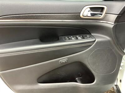 2015 Jeep Grand Cherokee Limited   - Photo 33 - Crest Hill, IL 60403