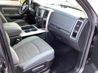 2016 RAM 1500 Big Horn   - Photo 30 - Crest Hill, IL 60403