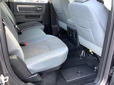 2016 RAM 1500 Big Horn   - Photo 26 - Crest Hill, IL 60403