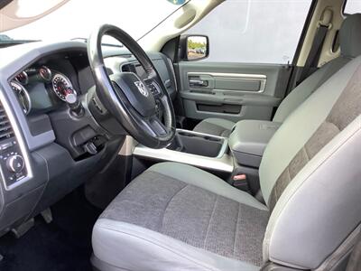 2016 RAM 1500 Big Horn   - Photo 14 - Crest Hill, IL 60403